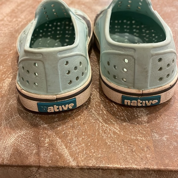Narwhal Natives Size 7 - Picture 3 of 3